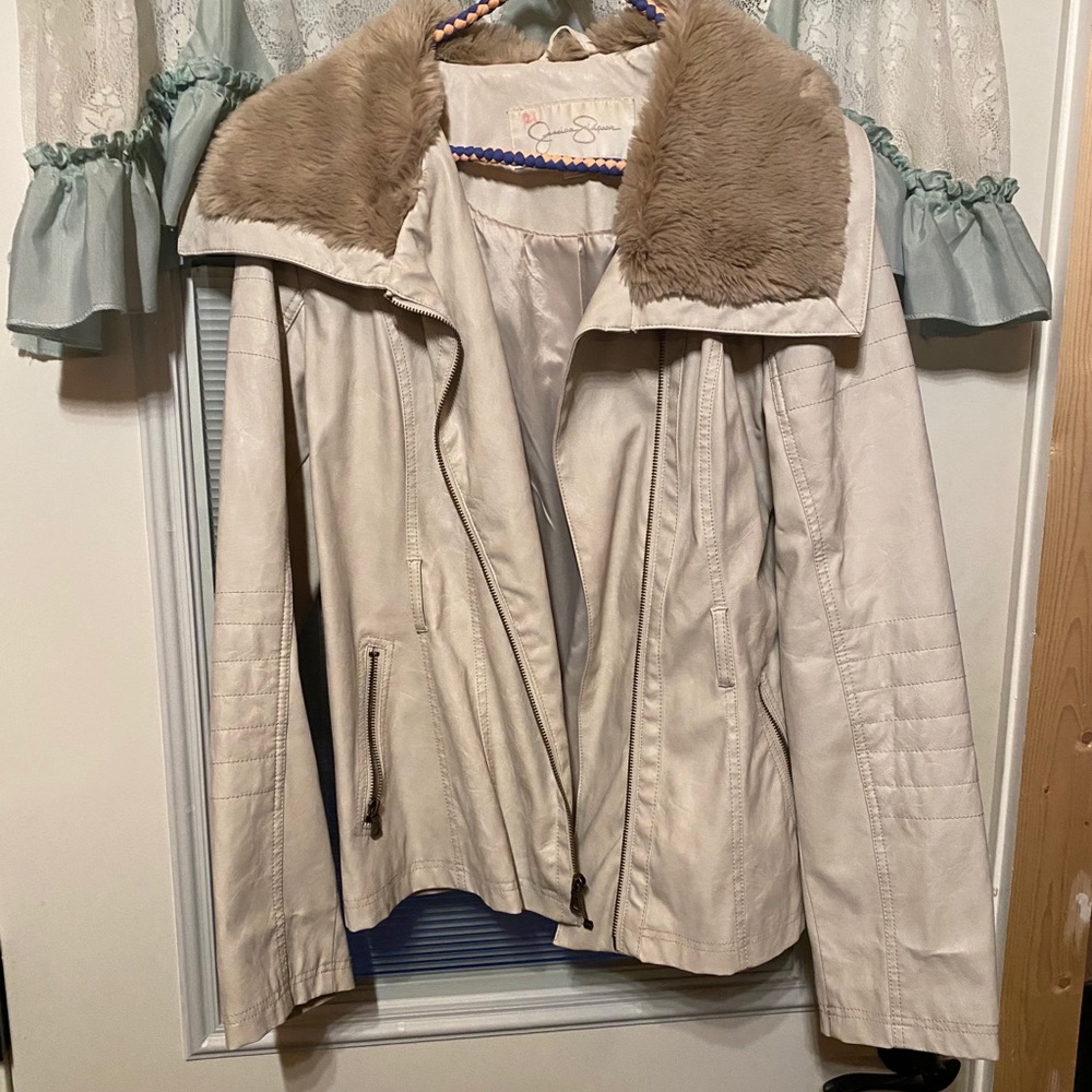 Jessica Simpson coat